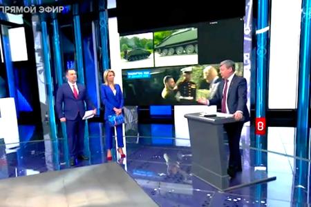 Дмитрий Новиков на Первом канале об ожиданиях от пресс-конференции президента: “Главное – это определиться, какой дорогой идти вперёд”