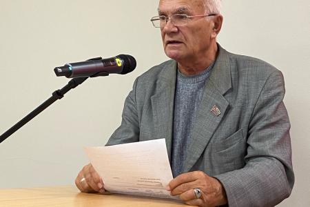 День рождения Сталина в Перми: коммунисты встретили его за учёбой