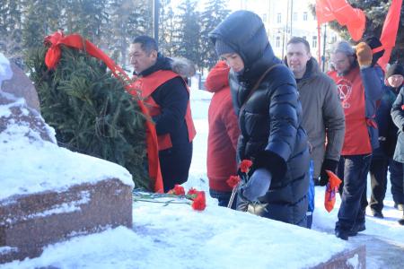 В Омской области, как и во всей стране, прошли мемориальные акции, посвященные 100-летию со дня смерти В.И. Ленина