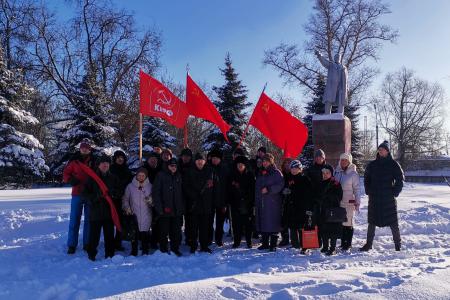 Подмосковные коммунисты: «Трудясь, мы знаем: Ленин - с нами!»