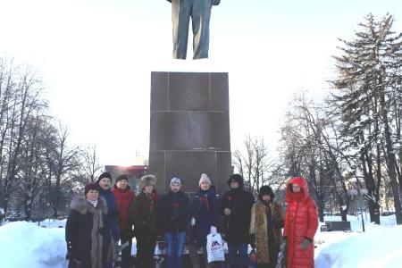 Подмосковные коммунисты: «Трудясь, мы знаем: Ленин - с нами!»