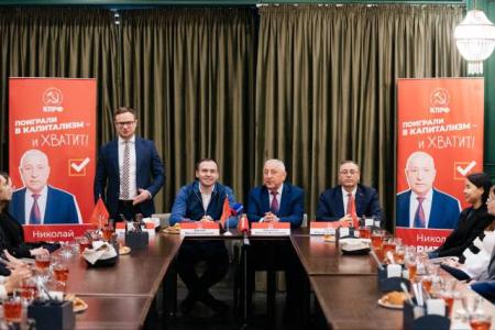 Николай Харитонов поздравил учащихся с Татьяниным днём!