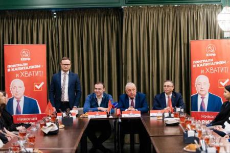 Николай Харитонов поздравил учащихся с Татьяниным днём!