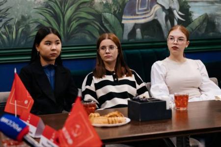 Николай Харитонов поздравил учащихся с Татьяниным днём!