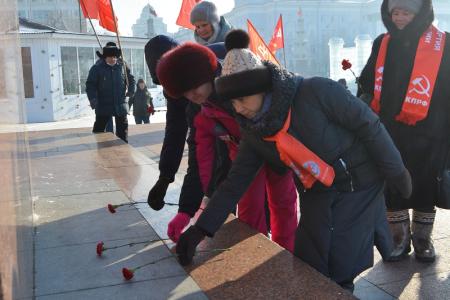«Ленин жил! Ленин жив! И Ленин будет жить!» – коммунисты Забайкалья в 100-летие Дня памяти Владимира Ильича