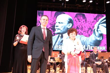 В День памяти В.И. Ленина Юрий Афонин посетил Ульяновск