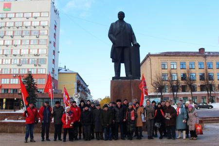 Брянские коммунисты почтили память В.И. Ленина