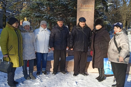 Донецкая Народная Республика. По-ленински мы будем бороться и побеждать!