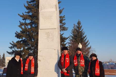 В Омской области, как и во всей стране, прошли мемориальные акции, посвященные 100-летию со дня смерти В.И. Ленина