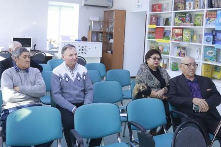 Депутаты фракции КРО КПРФ в Народном Хурале Калмыкии провели встречу с избирателями в городе Лагани