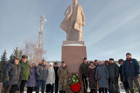 В Омской области, как и во всей стране, прошли мемориальные акции, посвященные 100-летию со дня смерти В.И. Ленина