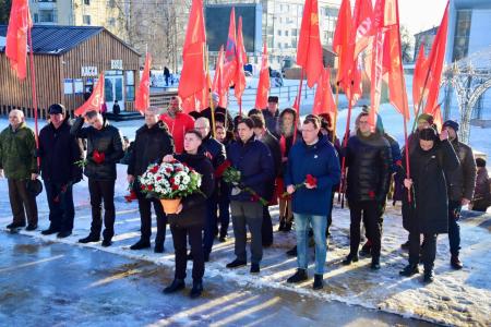 Орловская область. Андрей Клычков почтил память В.И.Ленина