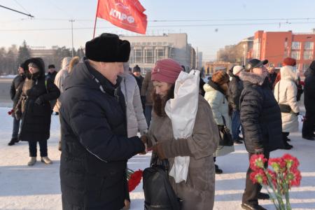 В Новосибирске почтили память Владимира Ильича Ленина