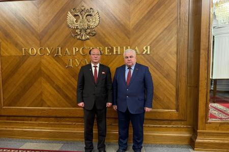Г.А. Зюганов провёл встречу с Чрезвычайным и Полномочным Послом КНДР Син Хон Чхолем