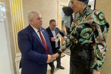 Делегация от КПРФ во главе с К. К. Тайсаевым работает в Чеченской Республике
