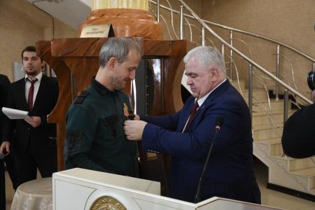 Делегация от КПРФ во главе с К. К. Тайсаевым работает в Чеченской Республике