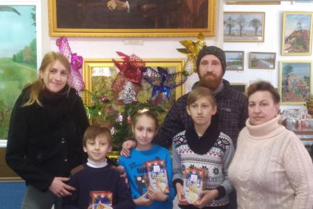 Херсонская область. Новая Каховка. Новогодние подарки от КПРФ порадовали детей из Коробковского территориального управления