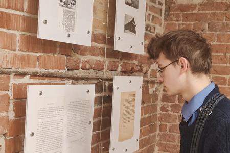 Коммунисты и комсомольцы города Иваново ознакомились с выставкой «История мемориала Красная Талка»