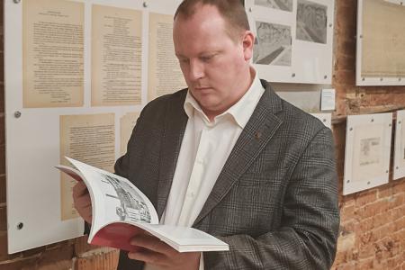 Коммунисты и комсомольцы города Иваново ознакомились с выставкой «История мемориала Красная Талка»