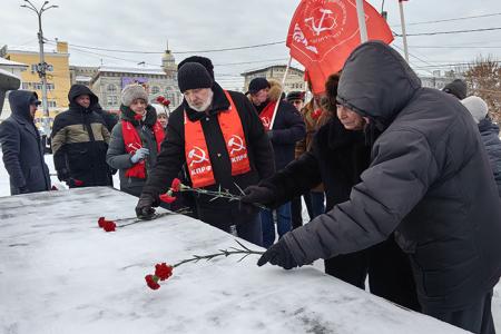 День Памяти жертв «Кровавого воскресенья» в Иваново