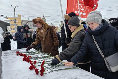 День Памяти жертв «Кровавого воскресенья» в Иваново