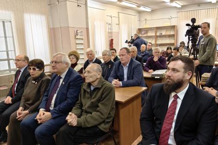 Коммунисты города Иванова приняли участие в мероприятиях, посвященных 100-летию со дня рождения В.П. Кабаидзе