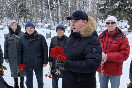 Коммунисты города Иванова приняли участие в мероприятиях, посвященных 100-летию со дня рождения В.П. Кабаидзе
