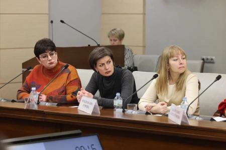 В Мосгордуме прошёл круглый стол фракции КПРФ, посвящённый проблемам содержания бездомных животных в муниципальных приютах