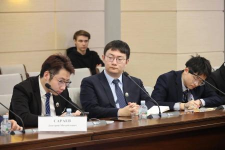 В Мосгордуме прошёл круглый стол фракции КПРФ на тему «Наследие В.И. Ленина: история и современность»