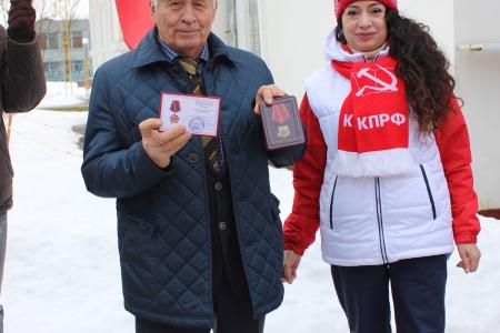 Калужские коммунисты организовали автопробег в честь освобождения города от немецко-фашистских захватчиков