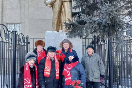 «Ленин жил! Ленин жив! И Ленин будет жить!» – коммунисты Забайкалья в 100-летие Дня памяти Владимира Ильича