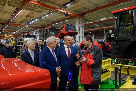 Состоялся рабочий визит делегации ЦК КПРФ во главе с Г.А. Зюгановым и Н.М. Харитоновым в Санкт-Петербург