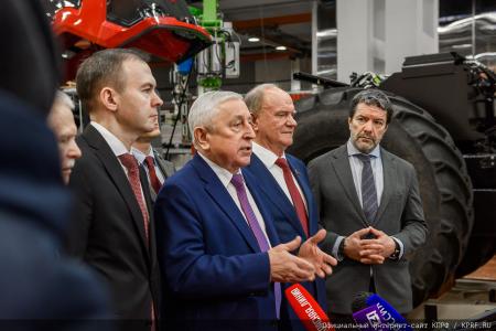 Состоялся рабочий визит делегации ЦК КПРФ во главе с Г.А. Зюгановым и Н.М. Харитоновым в Санкт-Петербург
