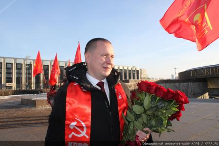 Состоялся рабочий визит делегации ЦК КПРФ во главе с Г.А. Зюгановым и Н.М. Харитоновым в Санкт-Петербург