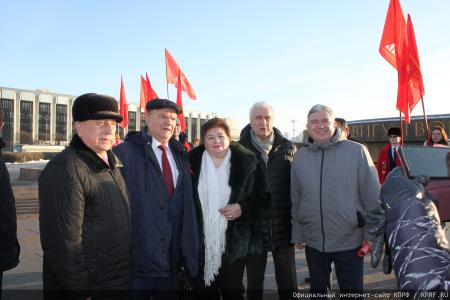Состоялся рабочий визит делегации ЦК КПРФ во главе с Г.А. Зюгановым и Н.М. Харитоновым в Санкт-Петербург
