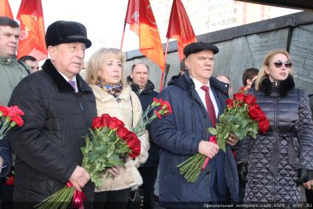 Состоялся рабочий визит делегации ЦК КПРФ во главе с Г.А. Зюгановым и Н.М. Харитоновым в Санкт-Петербург