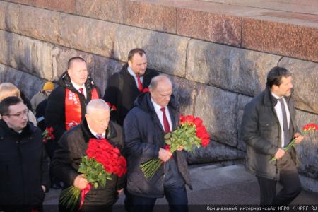 Состоялся рабочий визит делегации ЦК КПРФ во главе с Г.А. Зюгановым и Н.М. Харитоновым в Санкт-Петербург