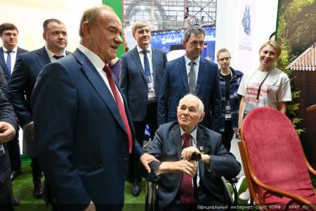 Г.А. Зюганов посетил выставку-форум «Россия» в День Орловской области