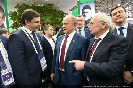 Г.А. Зюганов посетил выставку-форум «Россия» в День Орловской области
