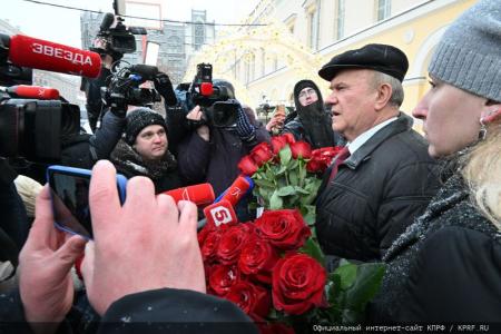 Г.А. Зюганов принял участие в церемонии прощания с Ю.М. Соломиным
