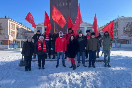Коммунисты Алтайского края почтили память В.И. Ленина