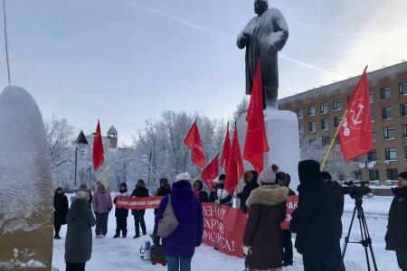 В Ямало-Ненецком автономном округе прошли митинги памяти В.И. Ленина.