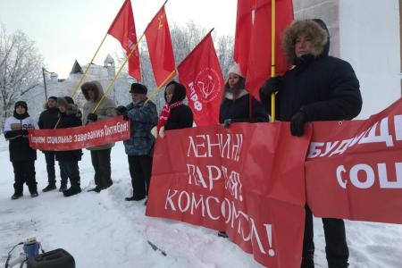 В Ямало-Ненецком автономном округе прошли митинги памяти В.И. Ленина.