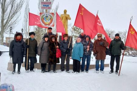 Коммунисты Самарской области почтили память Владимира Ильича Ленина