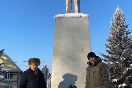 Коммунисты Приамурья почтили память В.И. Ленина