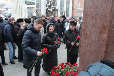 Коммунисты Пензы приняли участие в открытии бюста Г.В. Мясникову