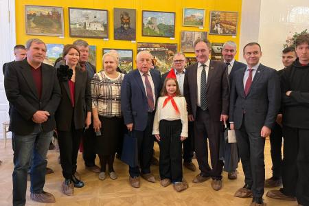 Кандидат на должность президента РФ Николай Харитонов посетил Лыткаринский историко-краеведческий музей