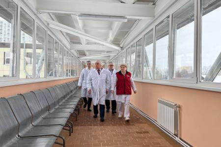Кандидат на должность президента РФ Николай Харитонов посетил ЗАО «Лыткаринский мясоперерабатывающий завод»