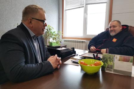 Руководитель фракции КПРФ в Мособлдуме Александр Наумов посетил ООО «Лукаморе» в городе Озёры