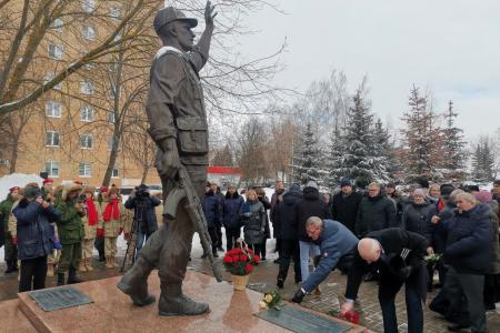 Руководитель фракции КПРФ Мособлдумы Александр Наумов принял участие в торжественном мероприятии в Ступино